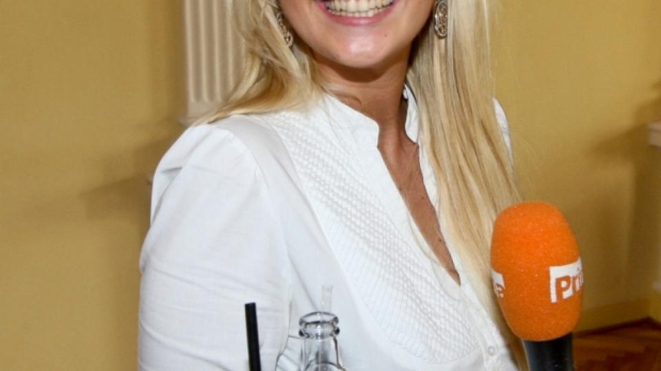 Lucie Špaková je půvabná a teď i zamilovaná moderátorka VIP zpráv